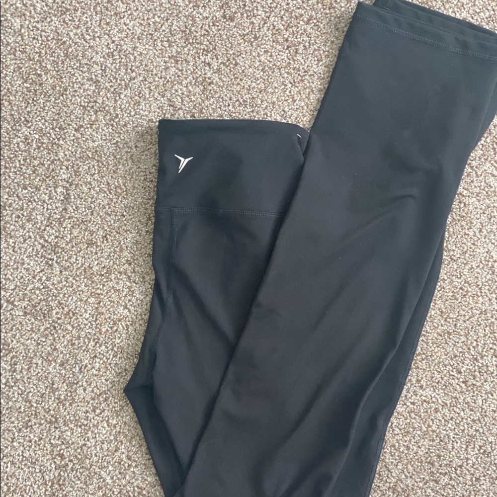 Old Navy High Waisted Elevate Compression Pants - image 2